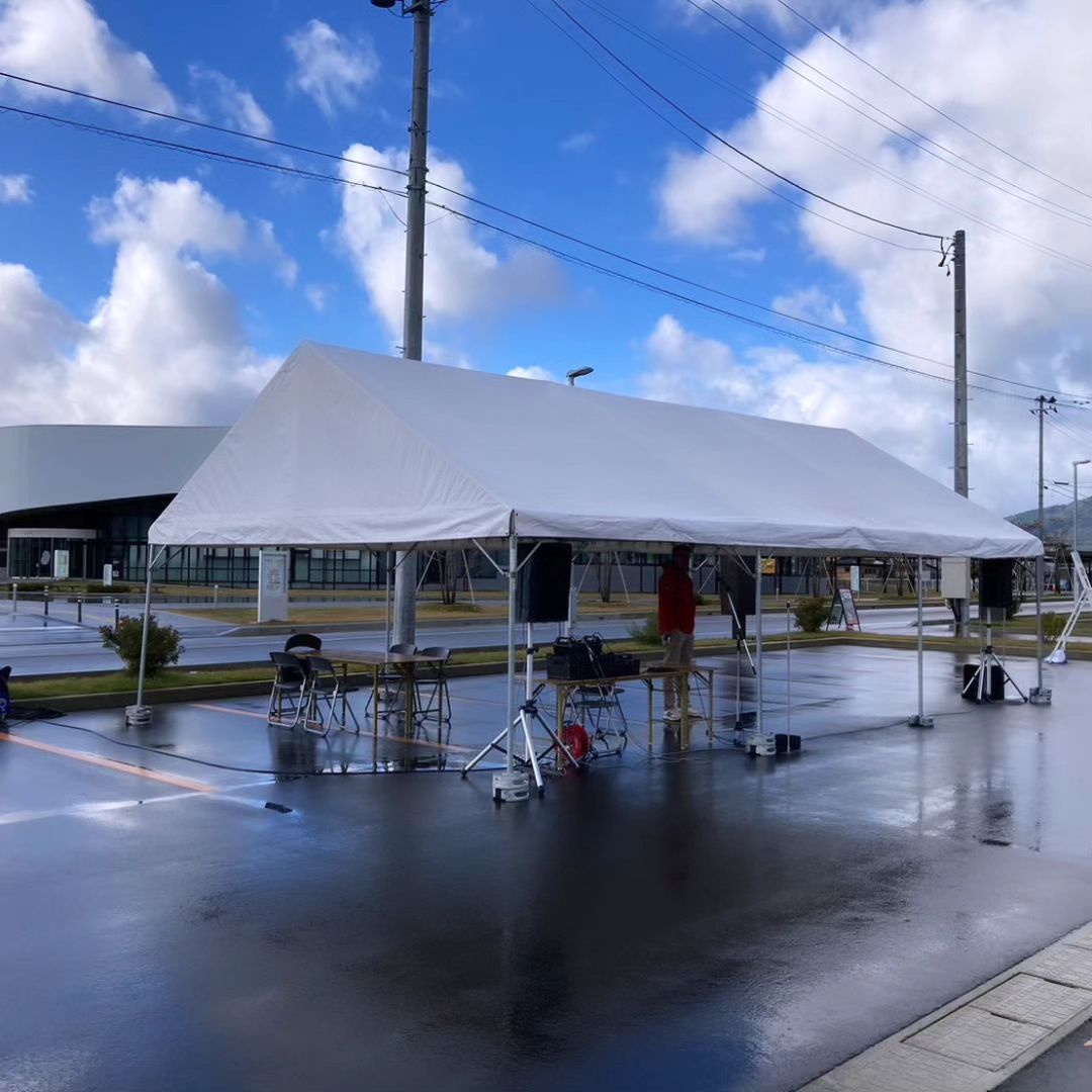 長井駅近くのイベントでテントと音響の設営をしてきました️
ムエタイ体験や乗馬体験もできるみたいですよ️