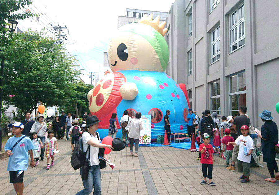 はながたベニちゃん 山形市ご当地ゆるキャラ　「はながたベニちゃん」