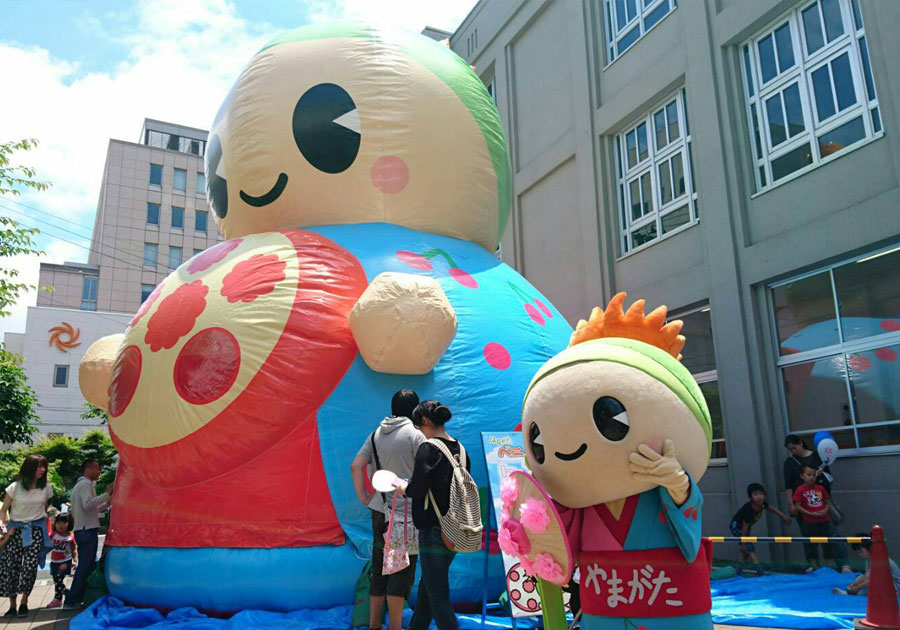 はながたベニちゃん 山形市ご当地ゆるキャラ　「はながたベニちゃん」